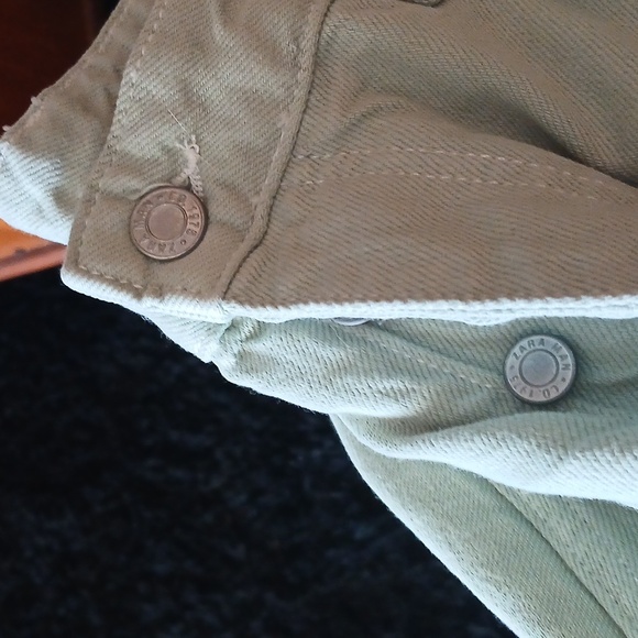 Zara Women's Straight Leg Jeans in Light Sage Green - Picture 3 of 5